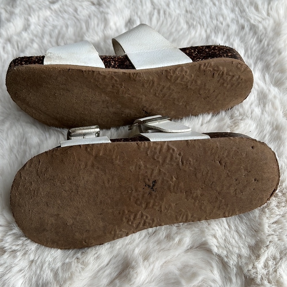 Girls Target Slides - size 13 - Picture 4 of 4